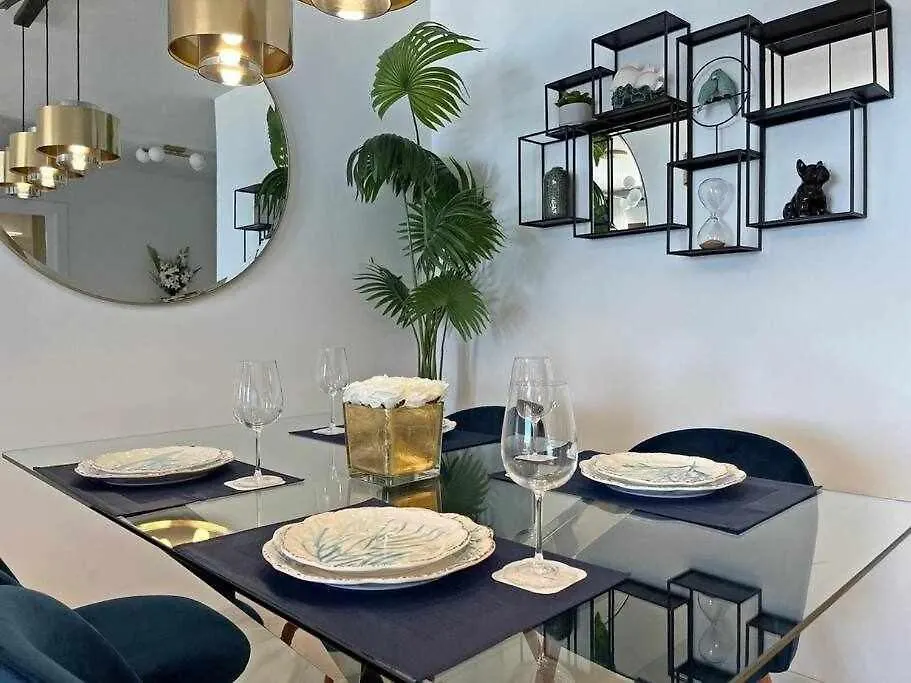 Xxiv Apartamentos Morales&Arnal 埃斯特波纳
